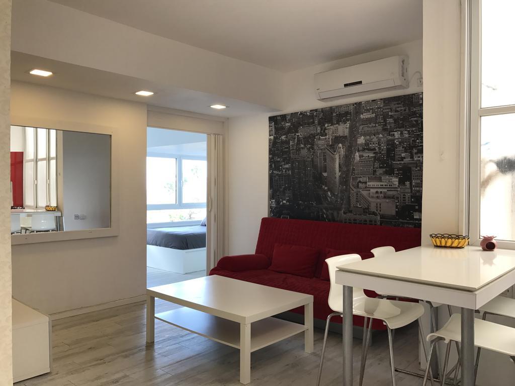 Gordon Beach Apartments เทลอาวีฟ ภายนอก รูปภาพ