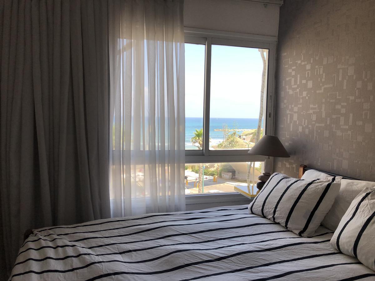 Gordon Beach Apartments เทลอาวีฟ ภายนอก รูปภาพ