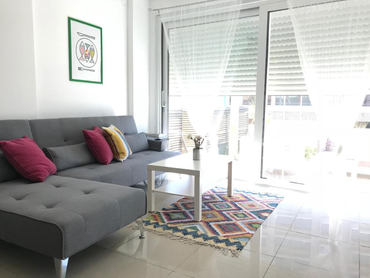 Gordon Beach Apartments เทลอาวีฟ ภายนอก รูปภาพ